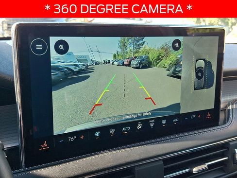 Used 2025 Lincoln Corsair AWD w/ Equipment Group 101A image 17