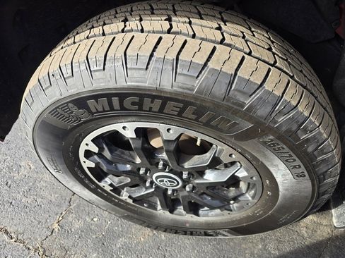 Used 2022 Toyota Tundra SR5 image 11