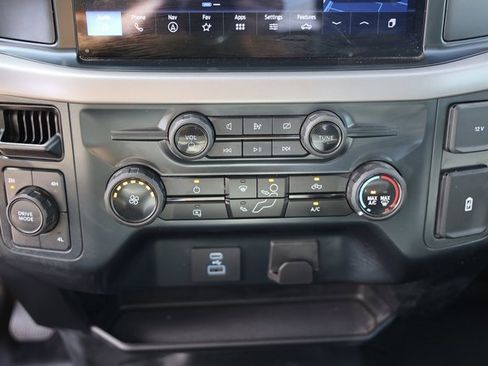 Used 2024 Ford F150 XL image 18