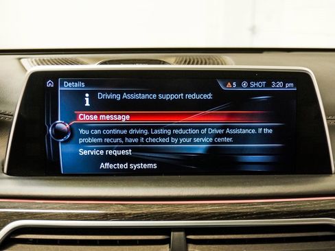 Used 2016 BMW 750i xDrive image 30