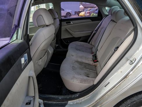 Used 2017 Hyundai Sonata SE image 16