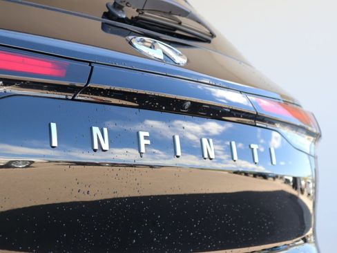 Certified 2025 INFINITI QX60 Pure image 14