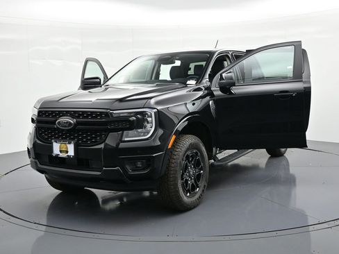 New 2026 Ford Ranger Lariat w/ Black Appearance Package AWD/4WD image 37