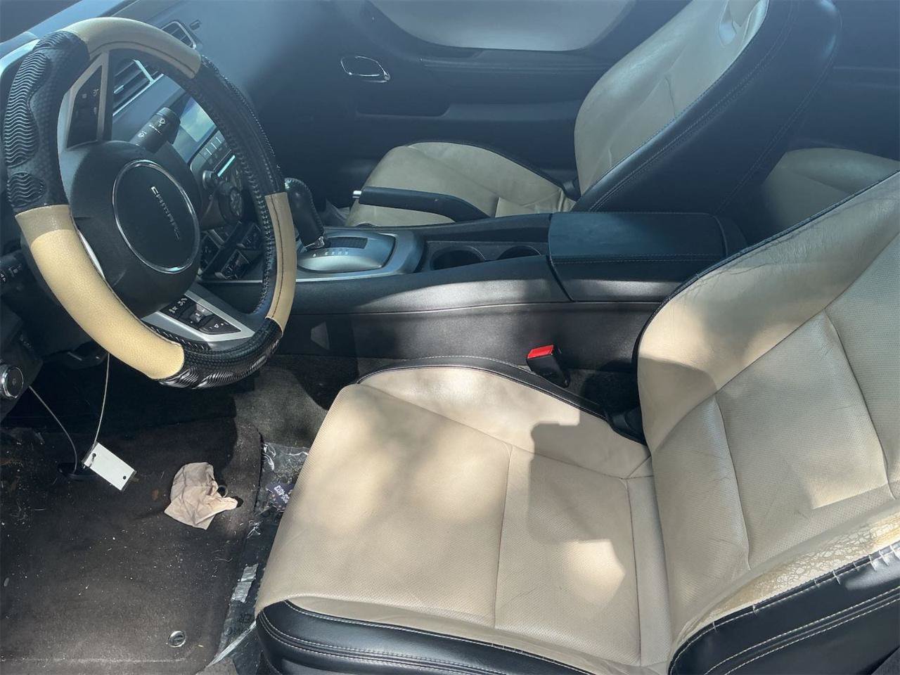 Used 2011 Chevrolet Camaro LT RWD image 11