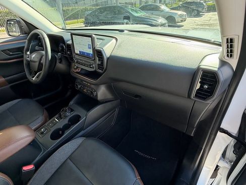 Used 2022 Ford Bronco Sport Outer Banks AWD/4WD image 18