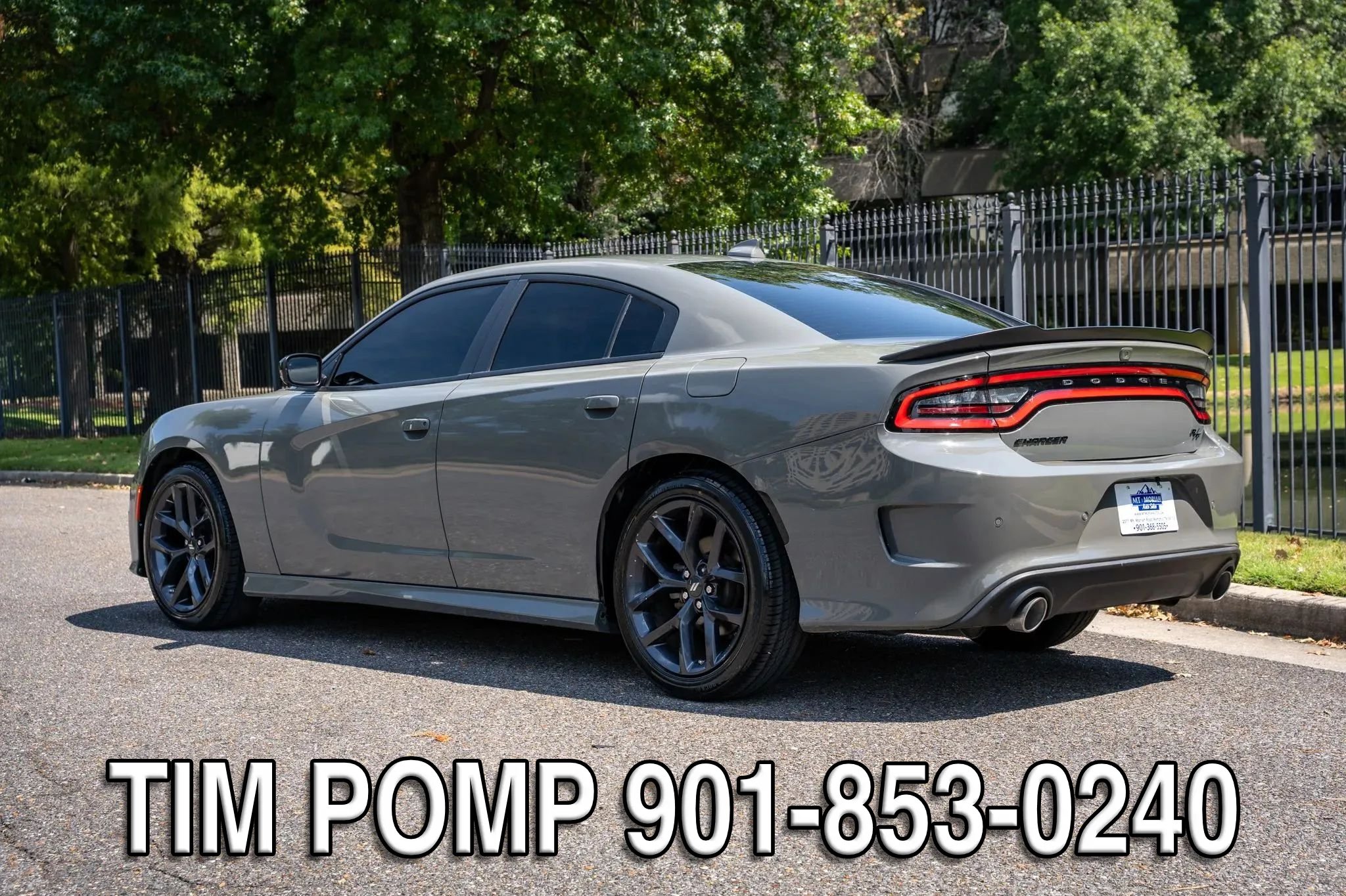 Used 2023 Dodge Charger R/T w/ Plus Group RWD image 8