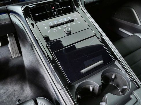 New 2026 Porsche Panamera image 19