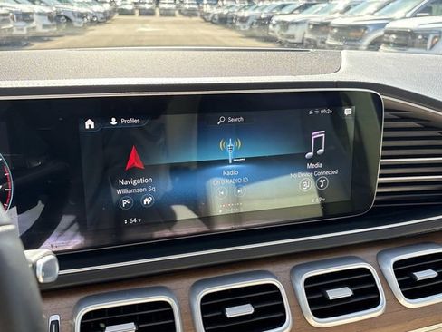 Used 2022 Mercedes-Benz GLS 450 4MATIC image 33