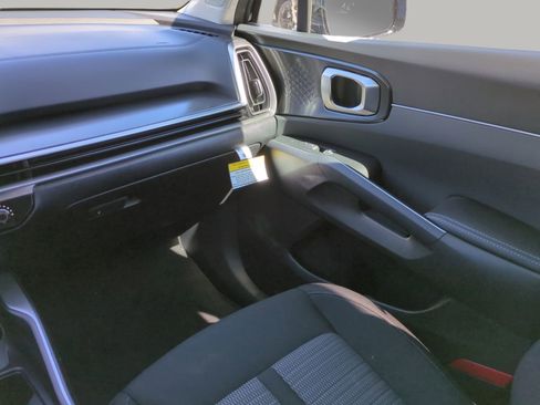 Certified 2026 Kia Sorento LX FWD image 19