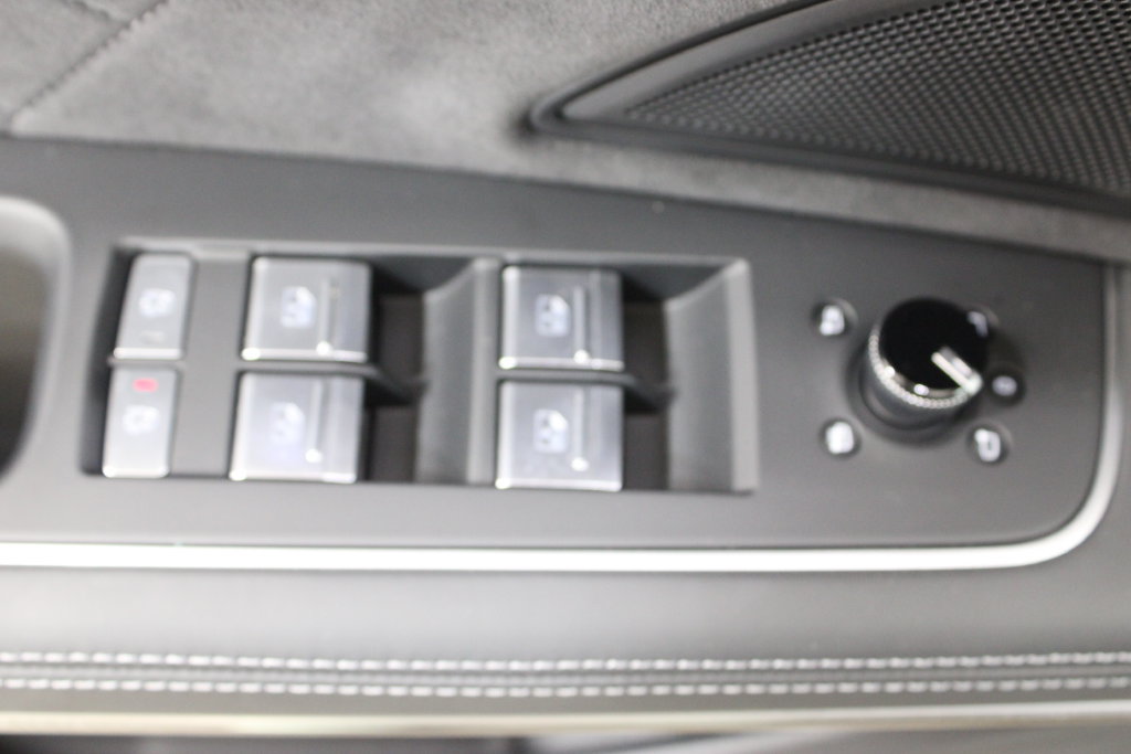New 2027 Audi S8 AWD/4WD image 18