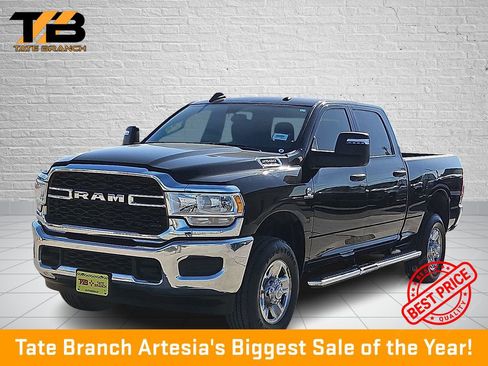 Used 2024 RAM 2500 Tradesman w/ Chrome Appearance Group AWD/4WD image 1