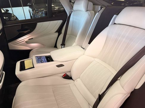 Used 2018 Lexus LS 500 AWD image 52
