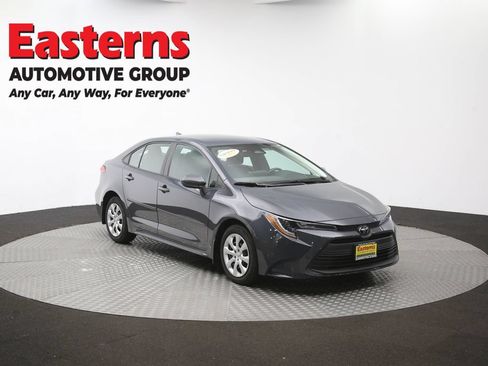 Used 2025 Toyota Corolla LE FWD image 48