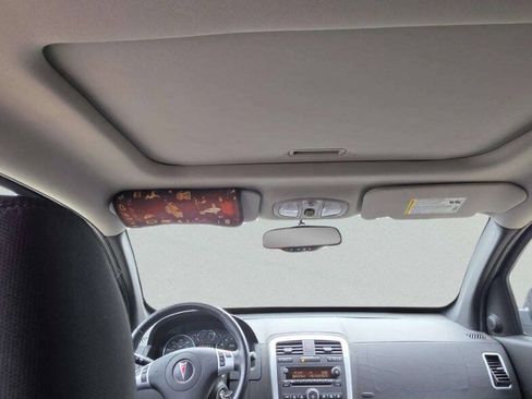 Used 2008 Pontiac Torrent 2WD w/ Preferred Package image 10