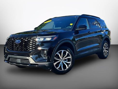 Used 2026 Ford Explorer ST-Line AWD/4WD image 3