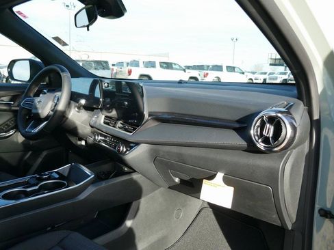 New 2026 Chevrolet Equinox LT w/ Midnight Edition image 10