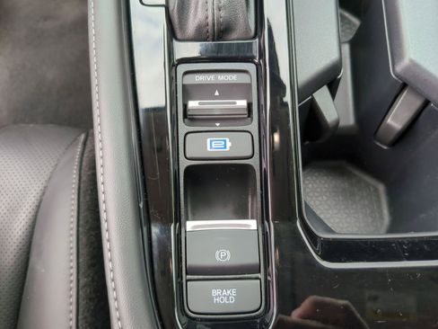 Used 2023 Honda Accord Touring image 27