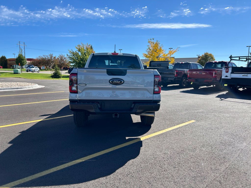 New 2026 Ford Ranger Lariat w/ Black Appearance Package AWD/4WD image 7