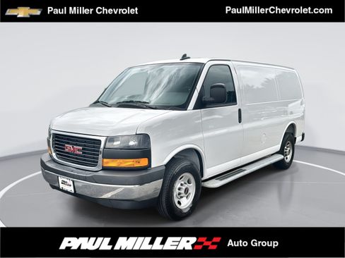 Certified 2025 GMC Savana 2500 w/ Driver Convenience Package RWD image 1