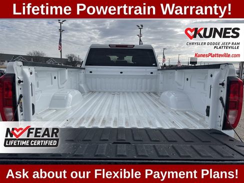 Used 2024 GMC Sierra 3500 SLE w/ SLE Convenience Package AWD/4WD image 17
