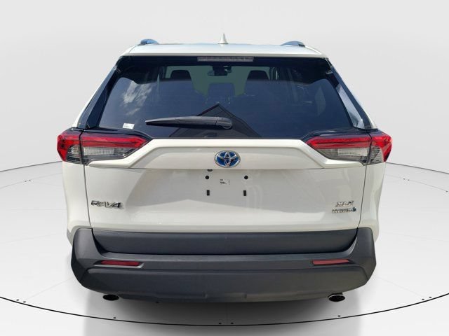 Used 2024 Toyota RAV4 XLE w/ Convenience Package AWD/4WD image 8