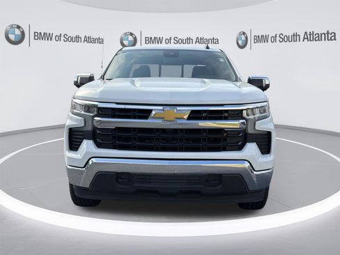 Used 2022 Chevrolet Silverado 1500 LT w/ Safety Package AWD/4WD image 10