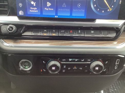 Used 2024 Chevrolet Silverado 1500 LT image 28