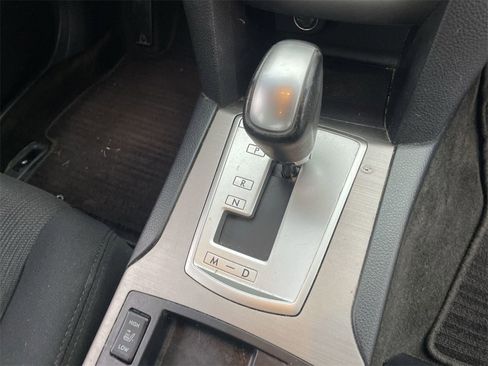 Used 2013 Subaru Legacy 2.5i Premium w/ All-Weather Pkg image 23