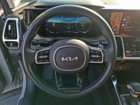Certified 2023 Kia Sorento SX Prestige image 14