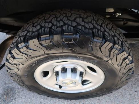 Used 2021 Chevrolet Express 2500 Extended w/ Enhanced Convenience Package image 16