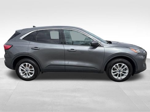 Used 2021 Ford Escape SE image 6