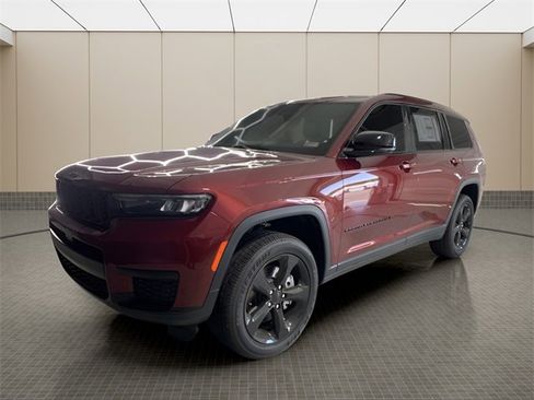 New 2025 Jeep Grand Cherokee L Altitude image 1