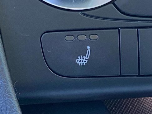 Used 2015 Audi Q3 2.0T Prestige w/ Prestige Package image 18