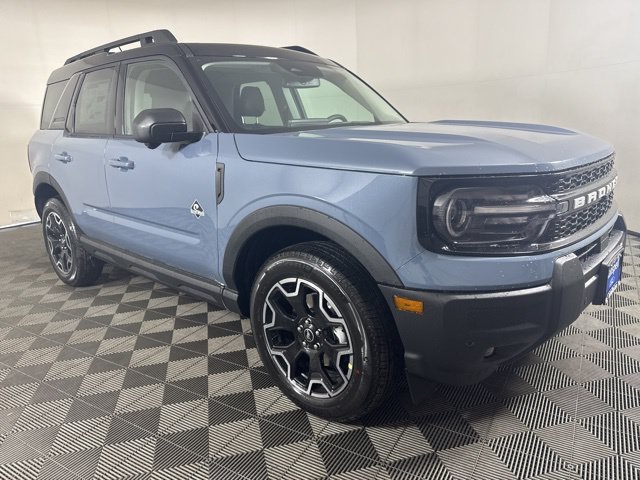 Certified 2025 Ford Bronco Sport Outer Banks w/ Outer Banks Tech Package+ AWD/4WD image 1