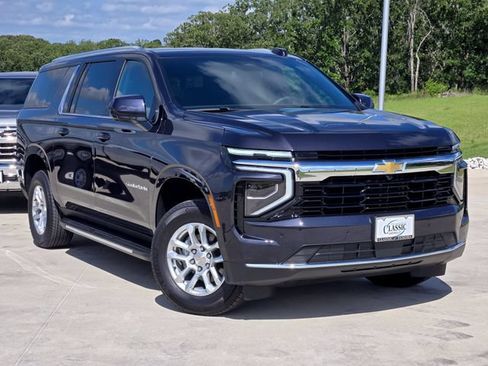 New 2026 Chevrolet Suburban LS RWD image 1