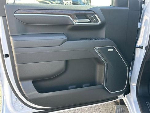 New 2026 GMC Sierra 1500 SLT w/ SLT Premium Plus Package image 19