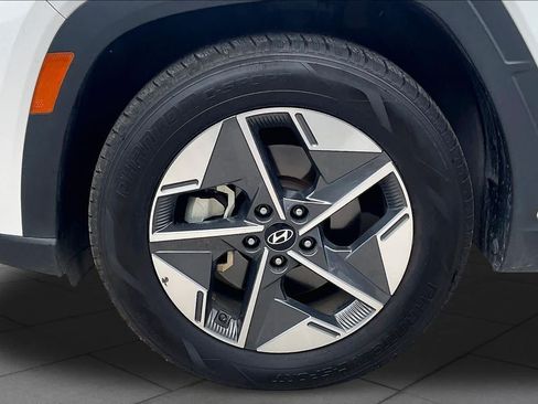 Used 2025 Hyundai Tucson SEL FWD image 11