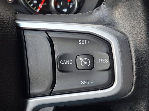 Certified 2022 RAM 1500 Big Horn image 23