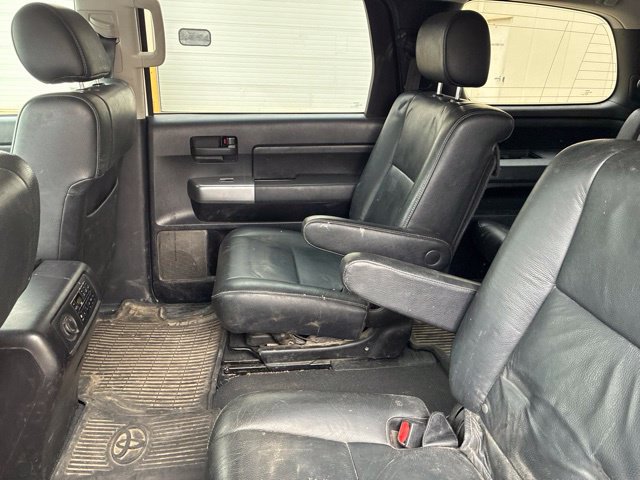 Used 2019 Toyota Sequoia TRD Sport w/ TRD Sport Premium Package AWD/4WD image 15