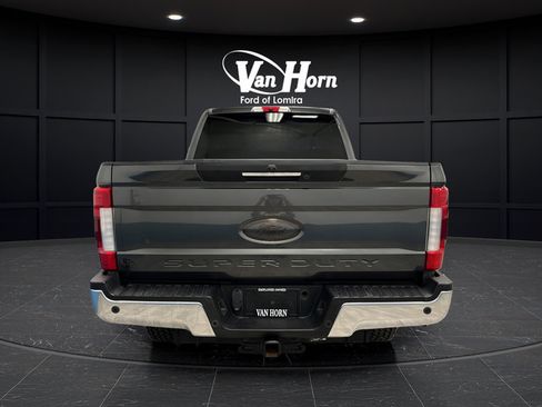 Used 2019 Ford F350 Lariat w/ Lariat Ultimate Package AWD/4WD image 6