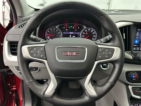 Used 2022 GMC Terrain SLT image 21