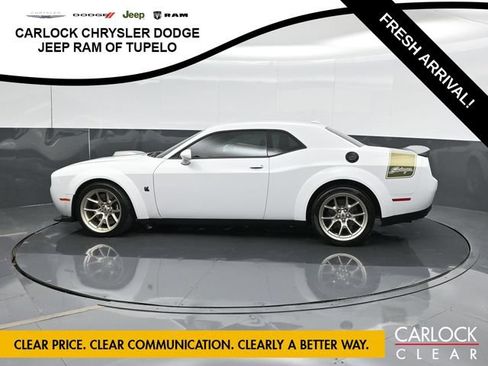 Used 2023 Dodge Challenger R/T Scat Pack RWD image 10