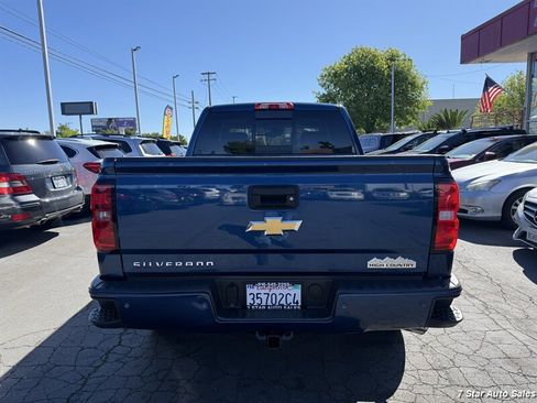 Used 2015 Chevrolet Silverado 1500 High Country w/ High Country Premium Package AWD/4WD image 5