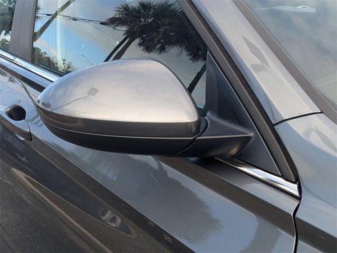 Used 2024 Volkswagen Jetta SE image 11