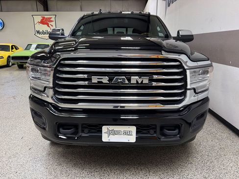 Used 2022 RAM 3500 Limited AWD/4WD image 32