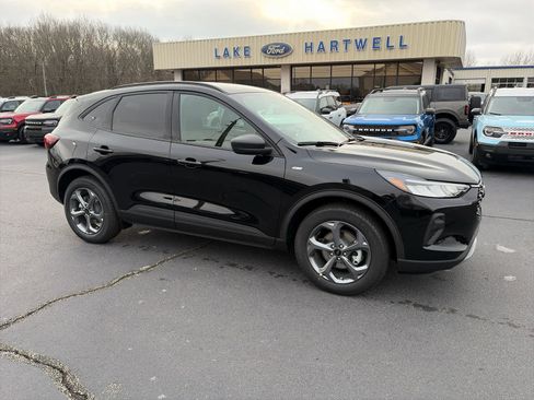 New 2026 Ford Escape ST-Line image 2