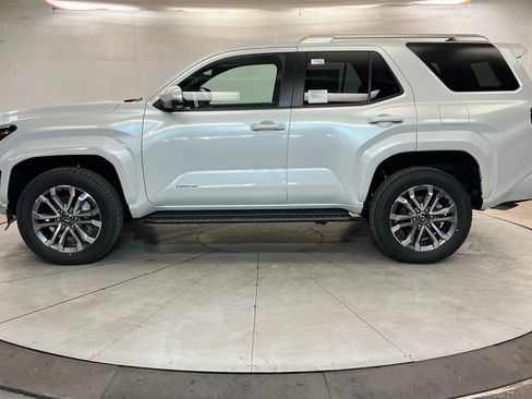 New 2026 Toyota 4Runner Limited AWD/4WD image 2