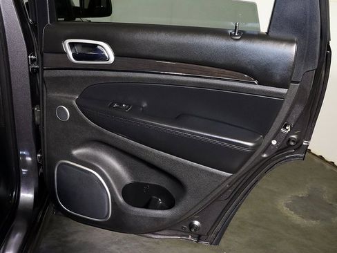 Used 2016 Jeep Grand Cherokee High Altitude image 32