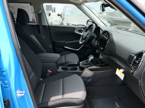 New 2025 Kia Soul S image 26