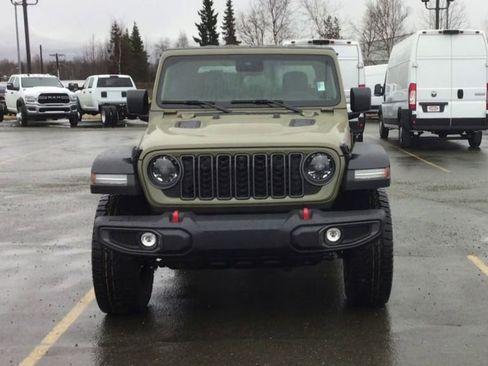 New 2025 Jeep Gladiator Rubicon w/ Safety Group image 3